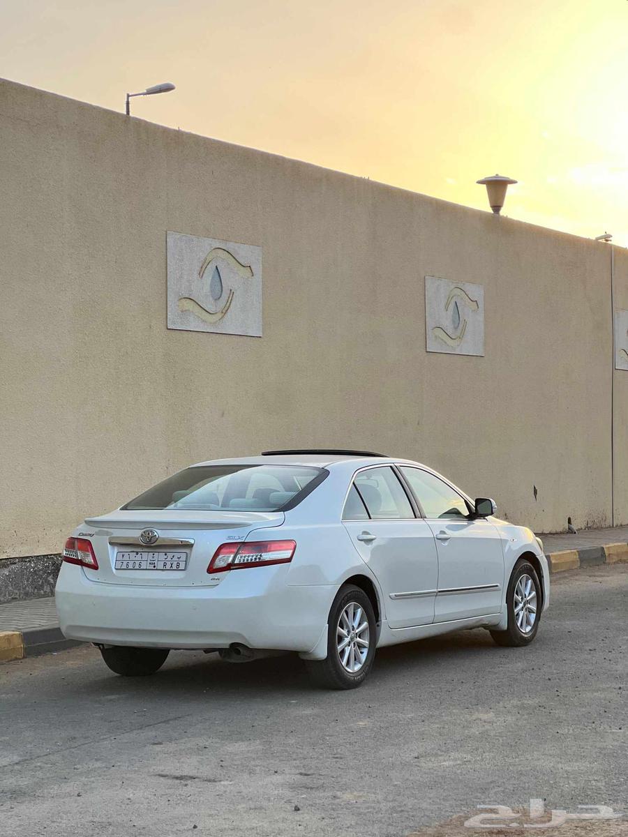 تويوتا كامري فل كامل نظيف سعودي 201164481764161410112