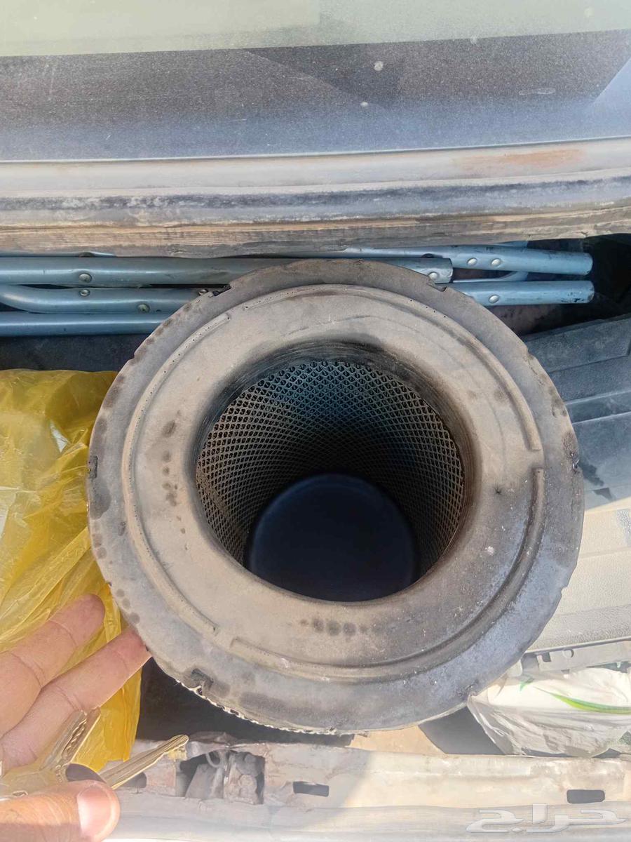 للبيع قربه هواء مع سيفون مستعمل دينات ايسوزو موديل الحديد64480007112962111