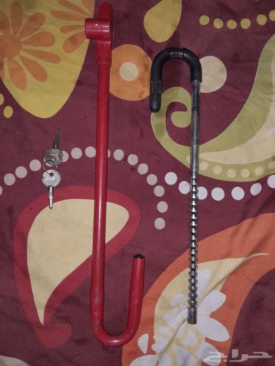 قفل دركسون احمر قوي. 2 مفتاح. مستخدم نظيف.64480208303363111