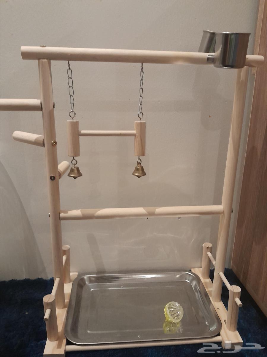 يوجد استاند و قفص وشنطه تنقل وقفص تنقل وحضانات64344287419393110