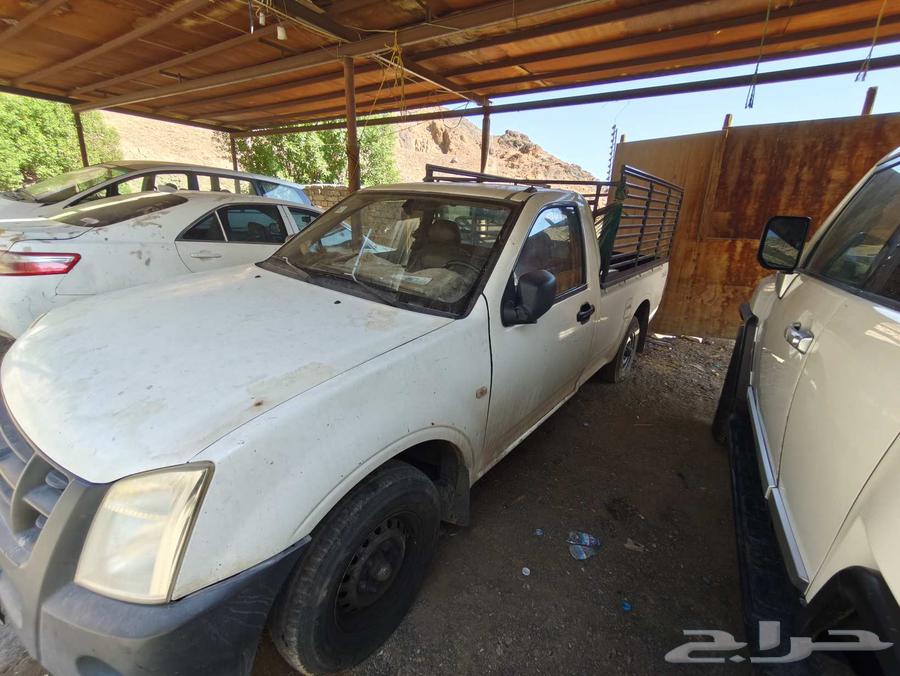Isuzu d-max64479715384707111