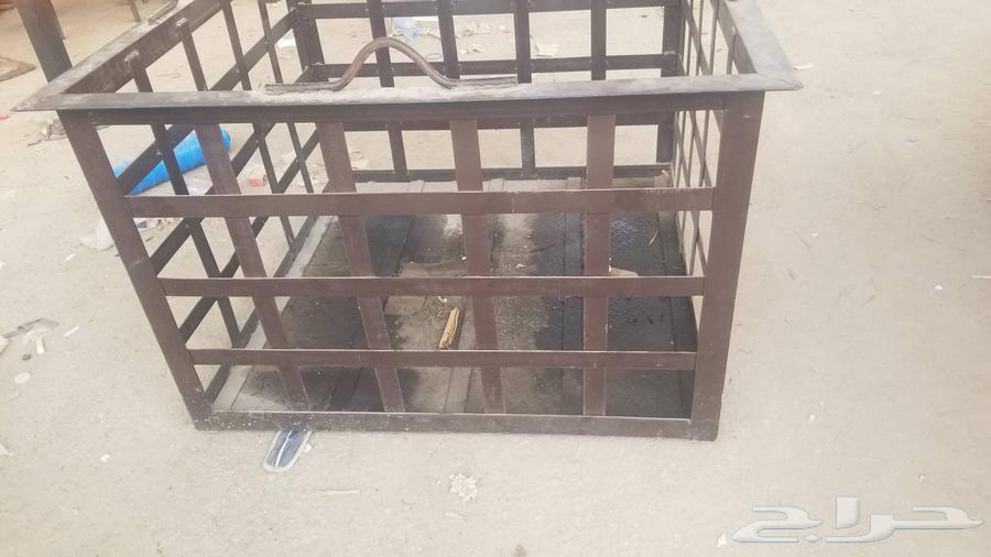 للبيع صندوق ونش لعمل البناء64481223378433110