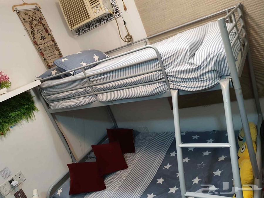 سرير دورين من ايكيا64343794225026112