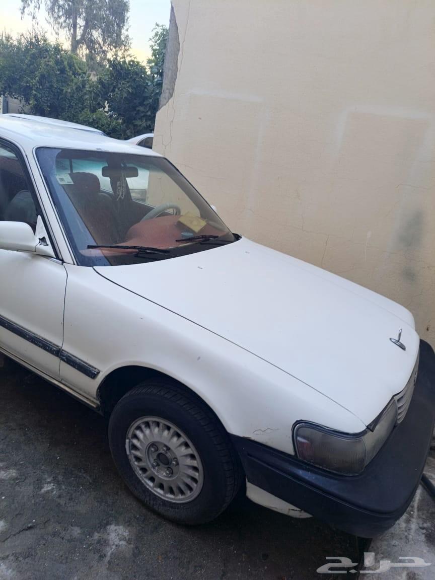 سياره كرسيدا 91 بويه بلد قير ومكينه علي الشرط64489433506305110