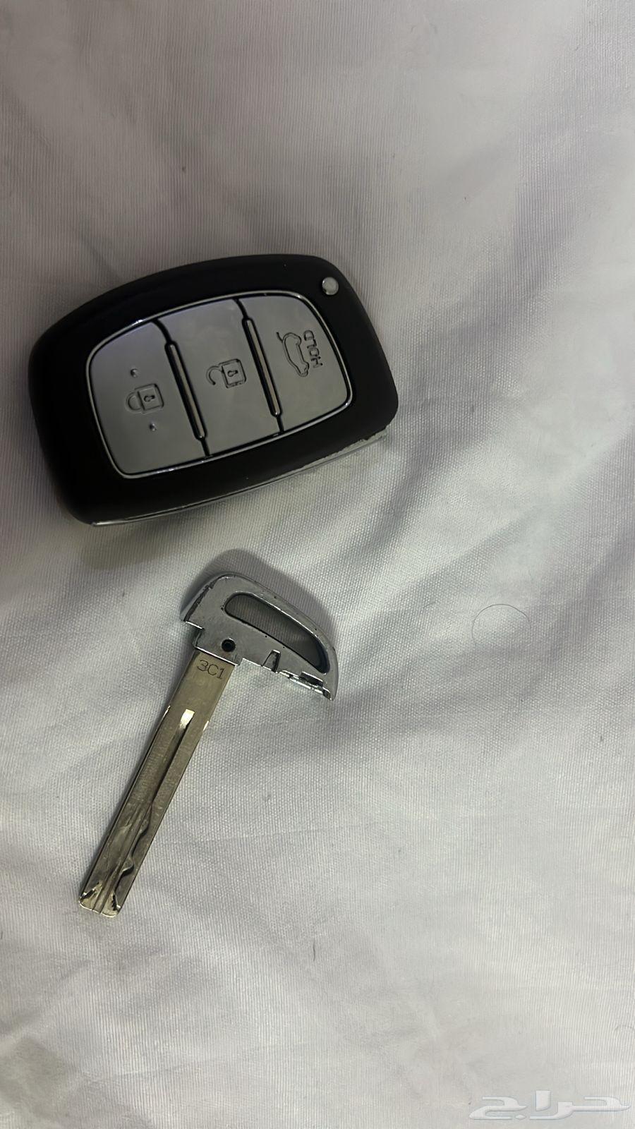 مفتاح توسان بالبصمة جديد للبيع64482905376387112