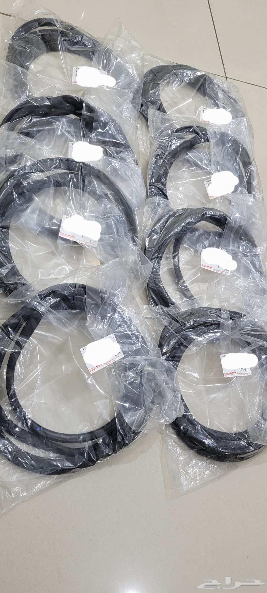 ربلة هواء لفتحة سقف لاند كروزر ولكزس64486454890371111