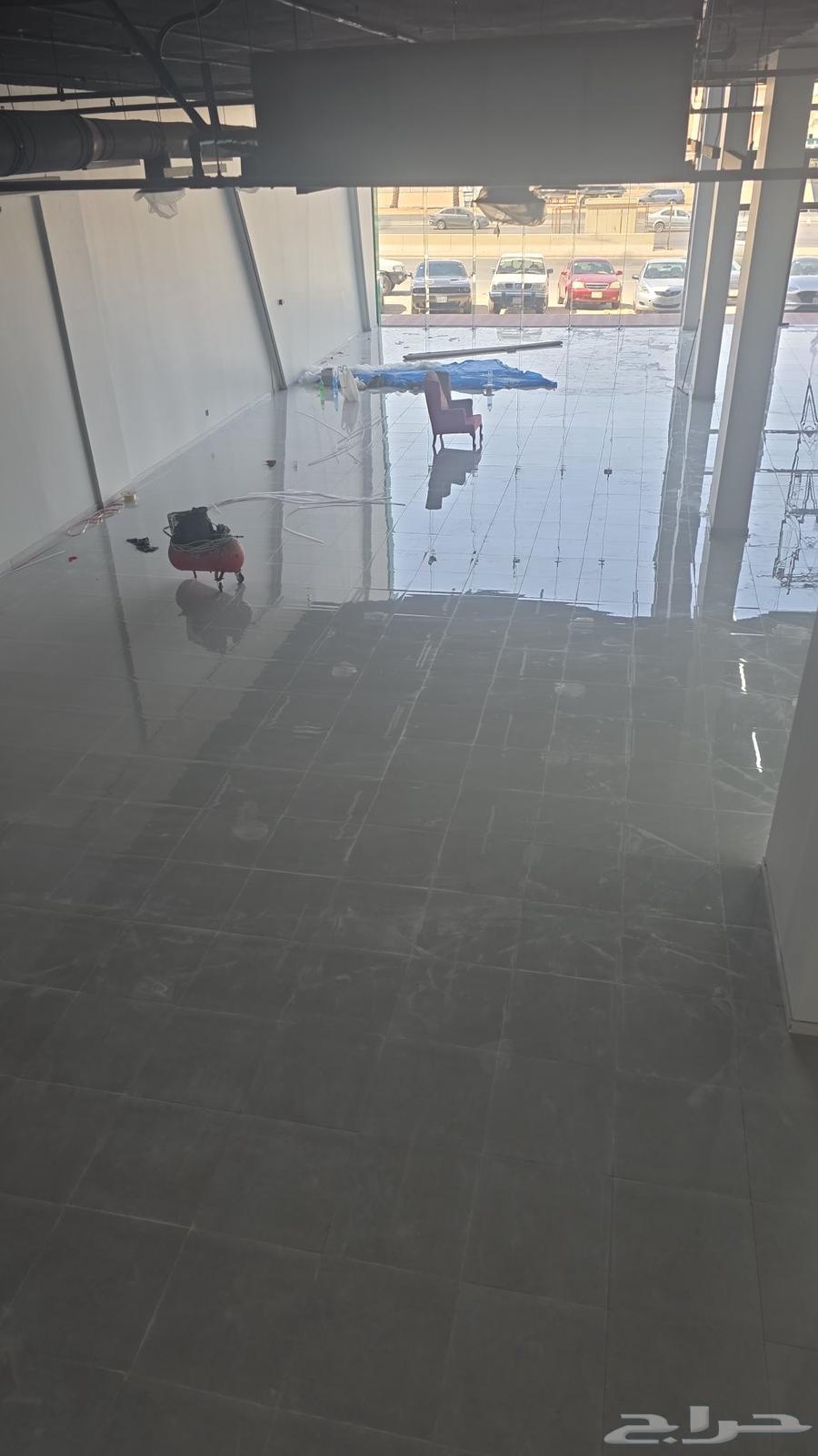 جلي بلاط روحام63617347889794111