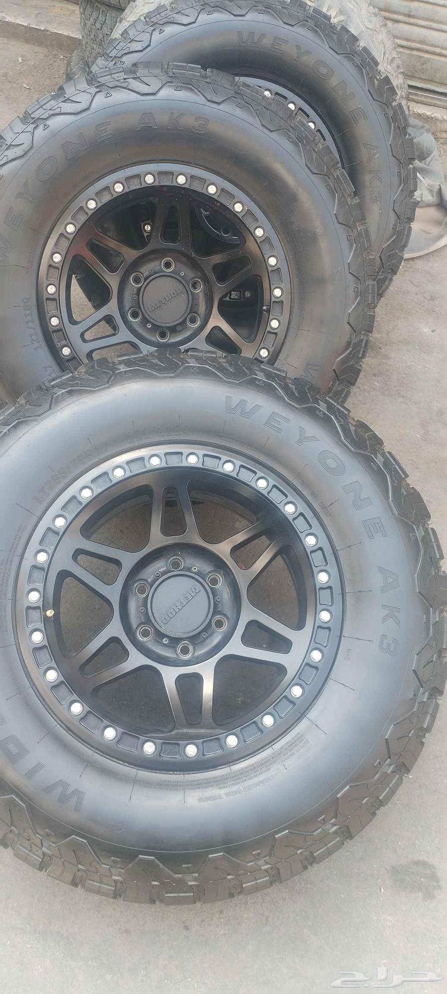 Method 6-lug rims, half rock tires, and new Daway Akhth 285 70 1764353092151042110