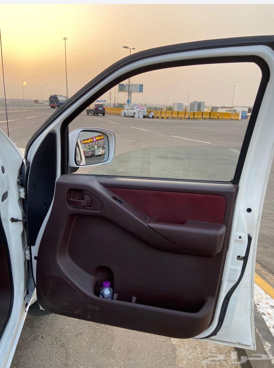 Navara Walk 27064507640299393111