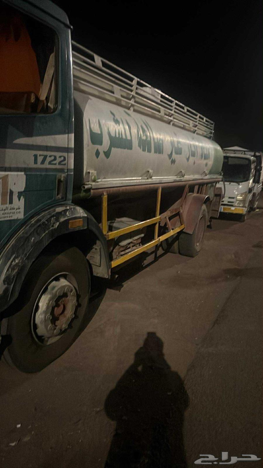 وايت مياه للبيع -  الموديل   1992 -  السعة 12الف ل64497951900418111