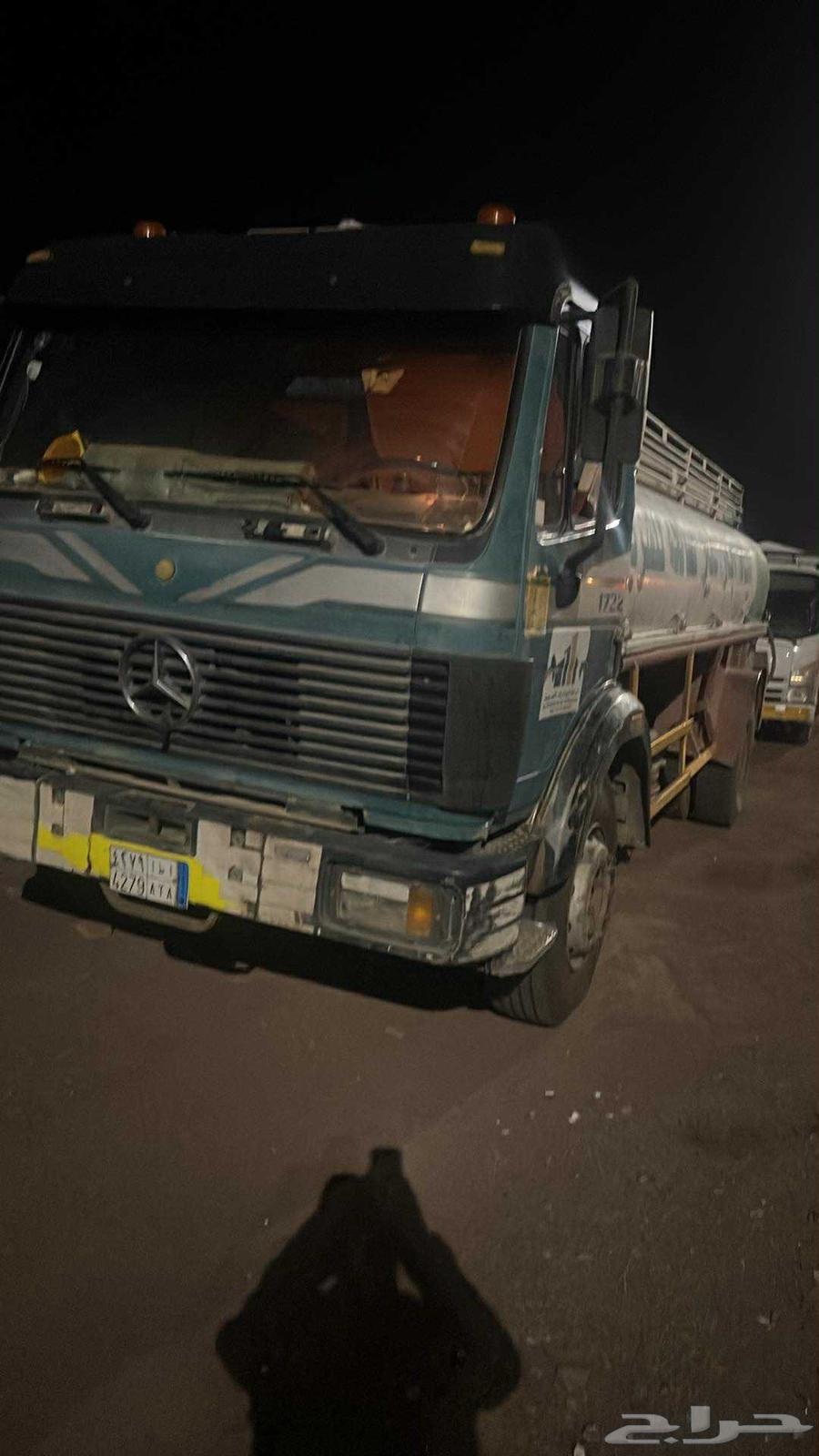 وايت مياه للبيع -  الموديل   1992 -  السعة 12الف ل64497951900418110