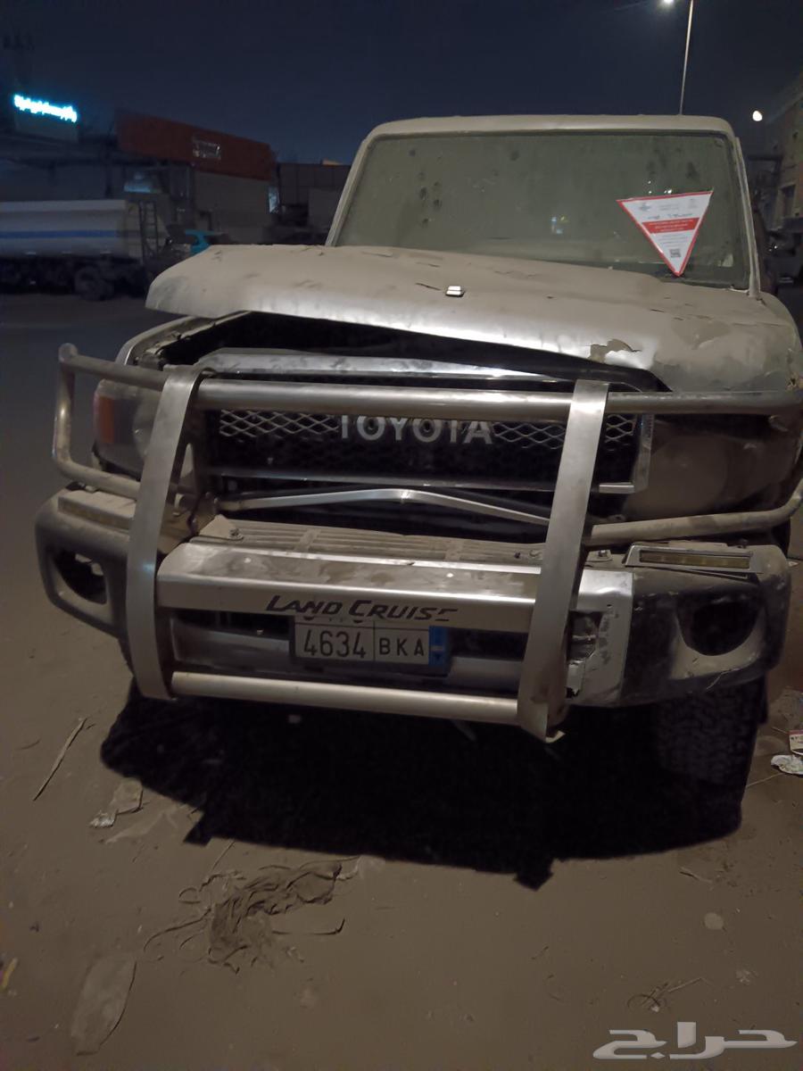 للبيع شاص مصدوم و مرهم مكينة أمريكي64507459364481111