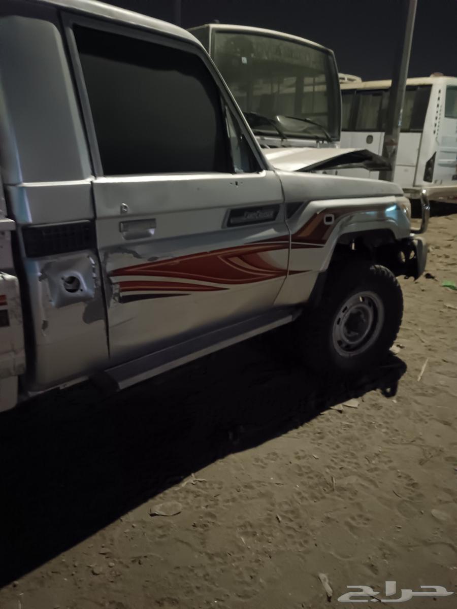 للبيع شاص مصدوم و مرهم مكينة أمريكي64507459364481114