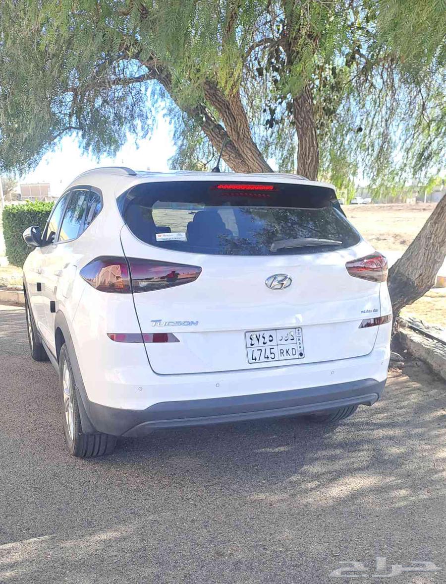 توسان 20 للبيع او البدل المناسب64505965064321112