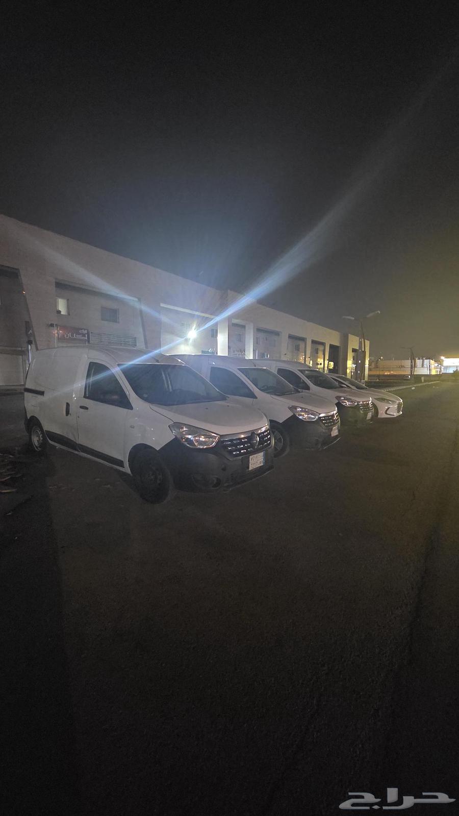 مجموعه سيارت للبيع ثلاثه باص دوكر64506788429955113