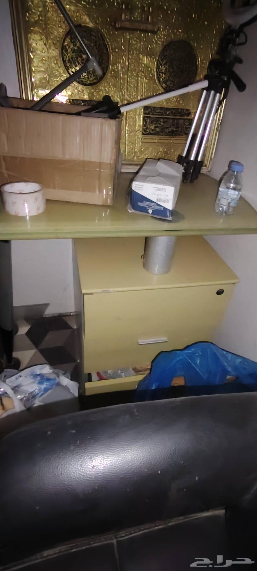 طاولة مكتب وكرسي ب 25064362074818691111