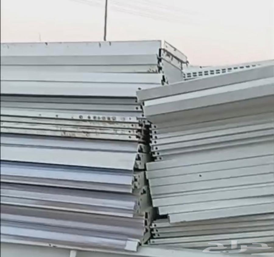 ارفف بقالة بحالة ممتازه64355186794753110