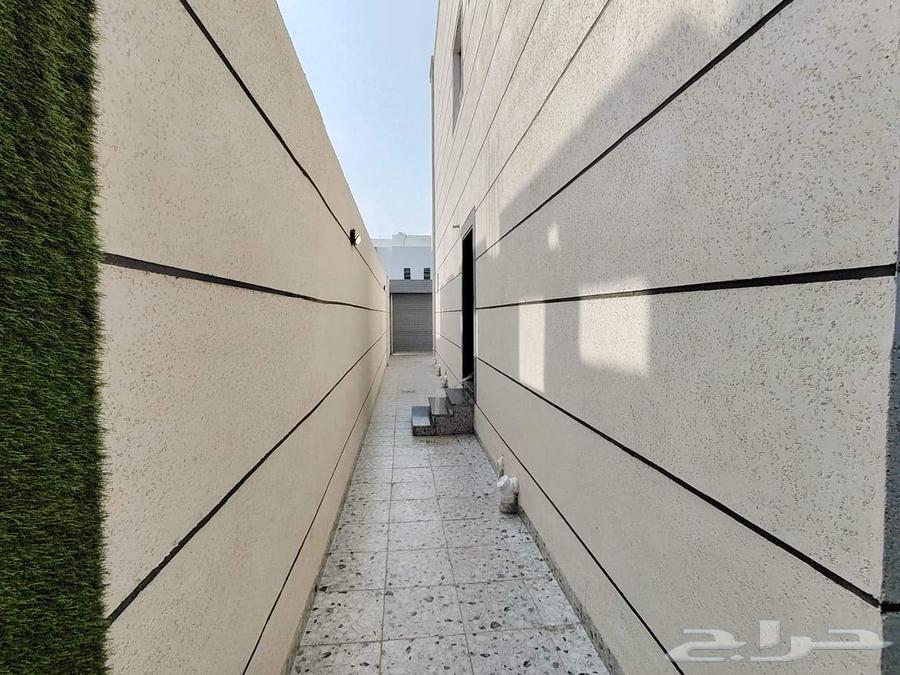 فلل فاخرة للبيع جيزان حي السويس. قريب من جميع الخدمات63613859631107113