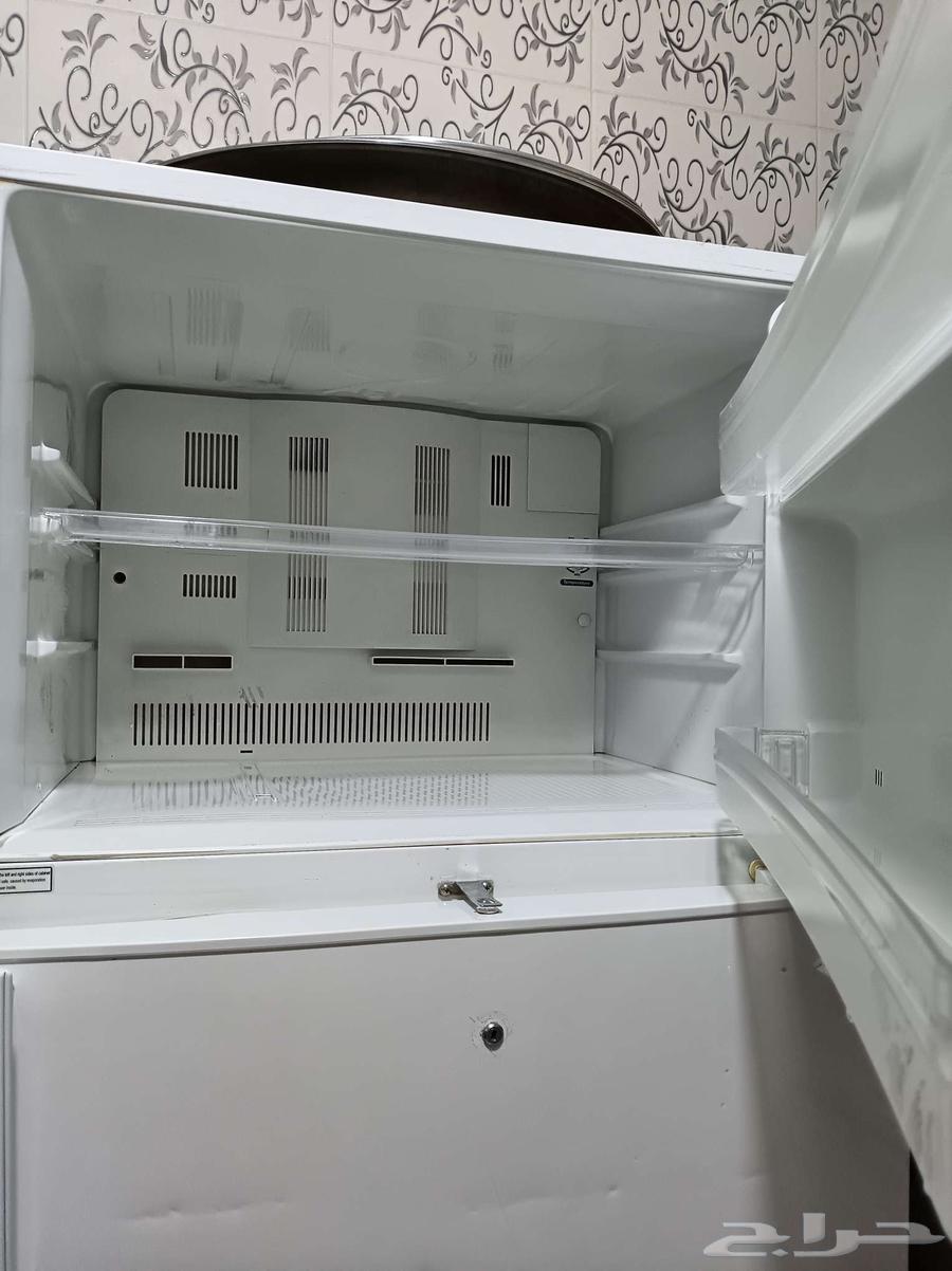 ثلاجة شبه جديدة 18 قدم64361696806147112