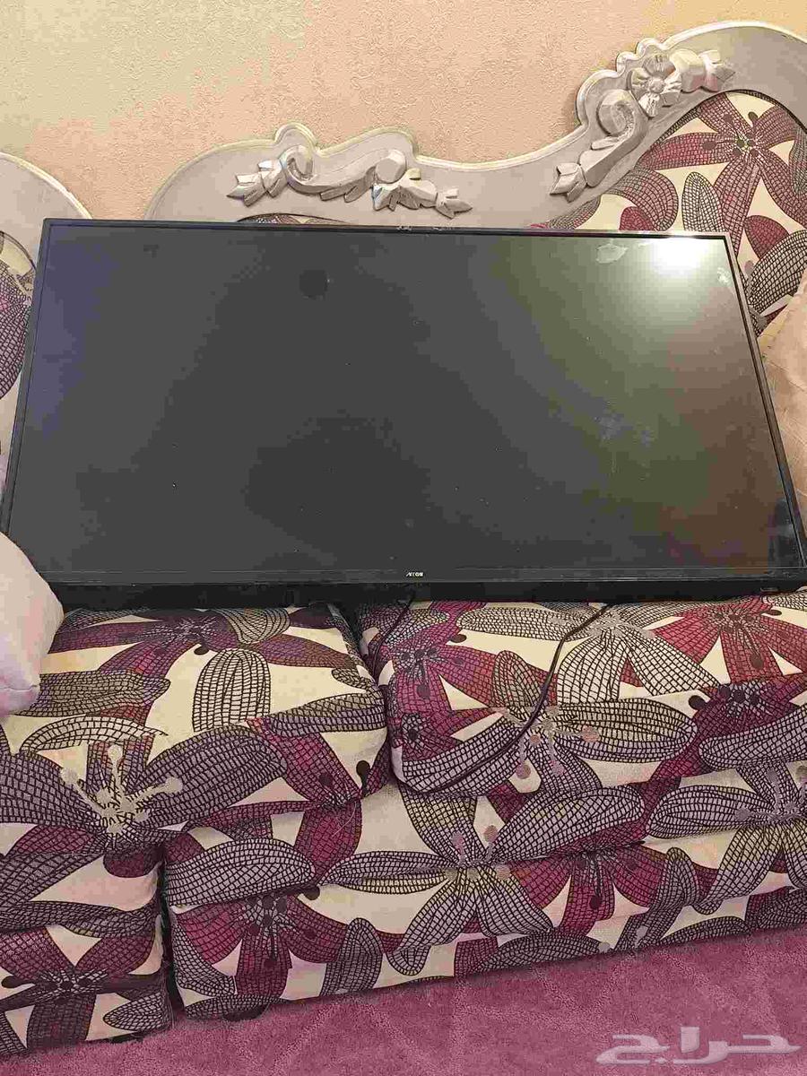 Sahm TV that runs Netflix, priced at 500 SAR, available in Makkah Al-Mukarram64358410944515113