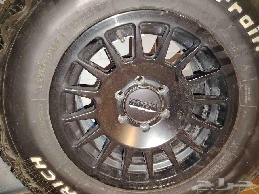 جنوط ميثود METHOD مع كفرات نص حجري بحالة ممتازة جدا جدا64507640334851110