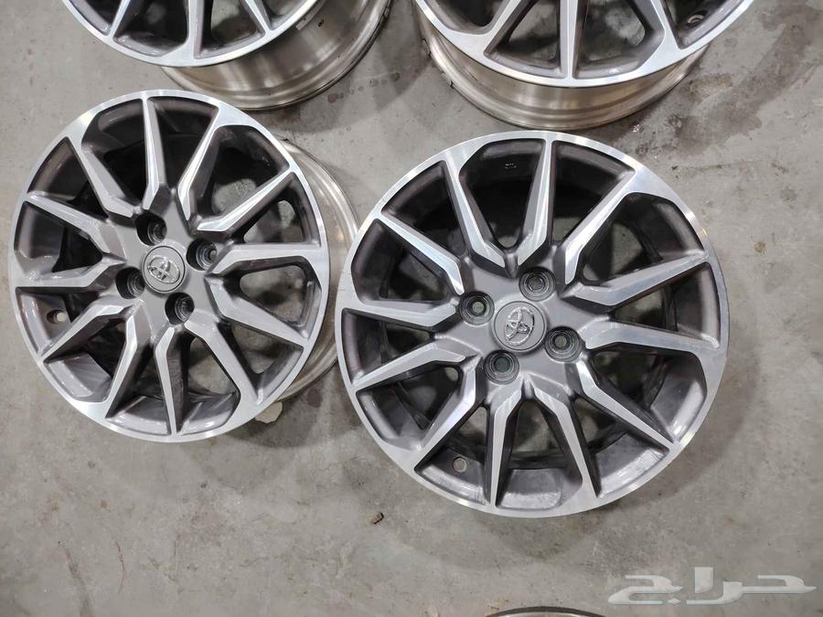 جنوط تويوتا ايارس 2024 أصلية شد بلد64498979658241111