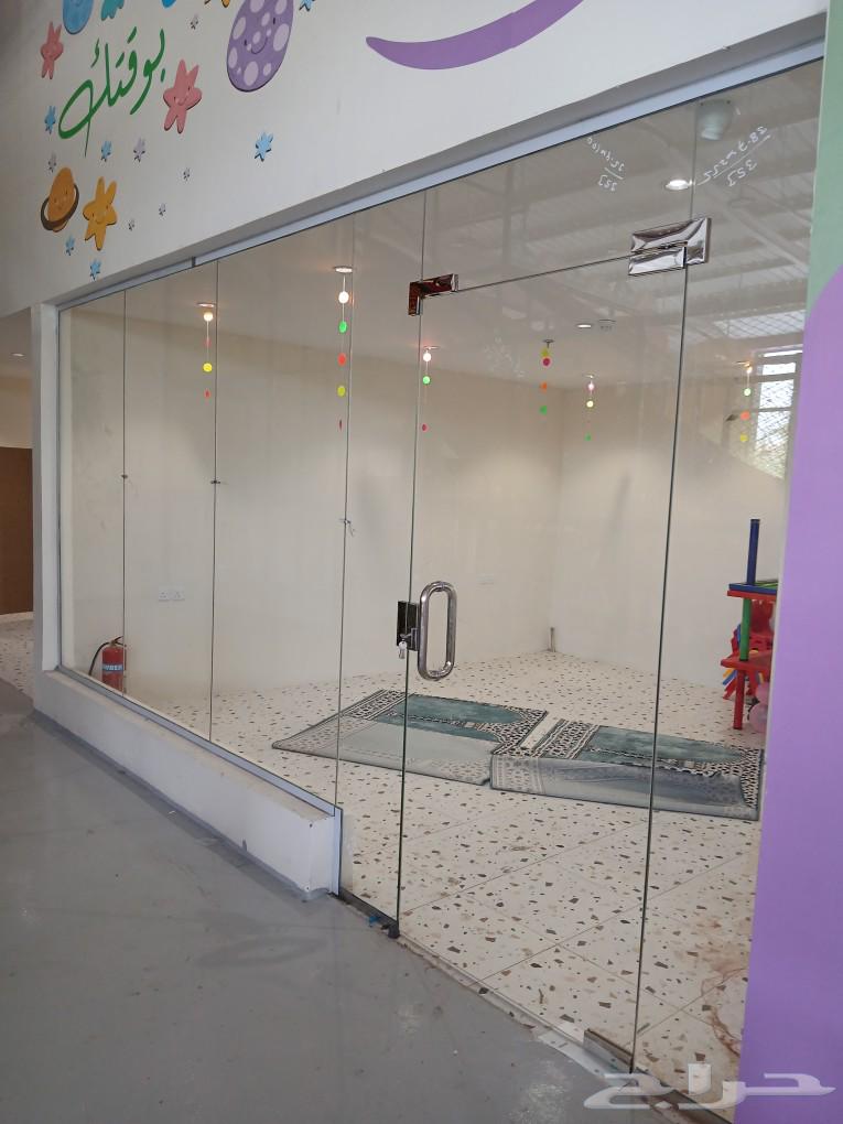 Tempered Glass Technician63617358707842113