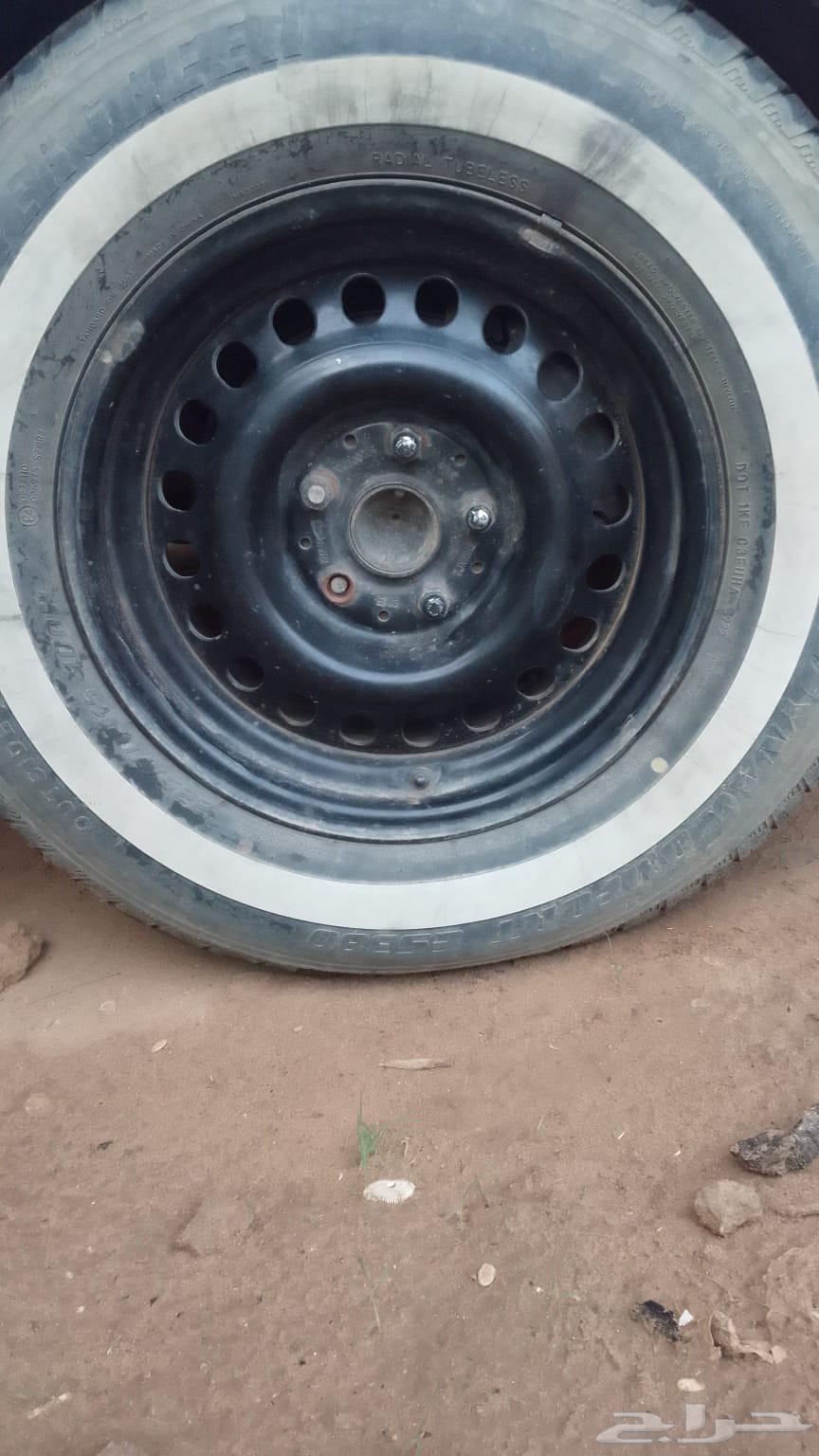 جنوط هايلوكس 2009 منها اربعه للبيع64507795799299110