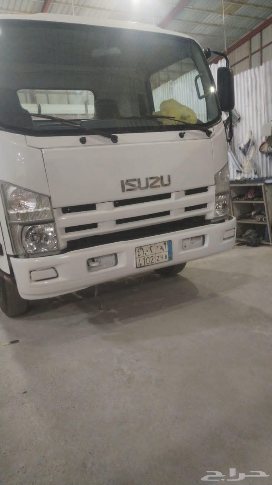 Isuzu 201364494126079618110