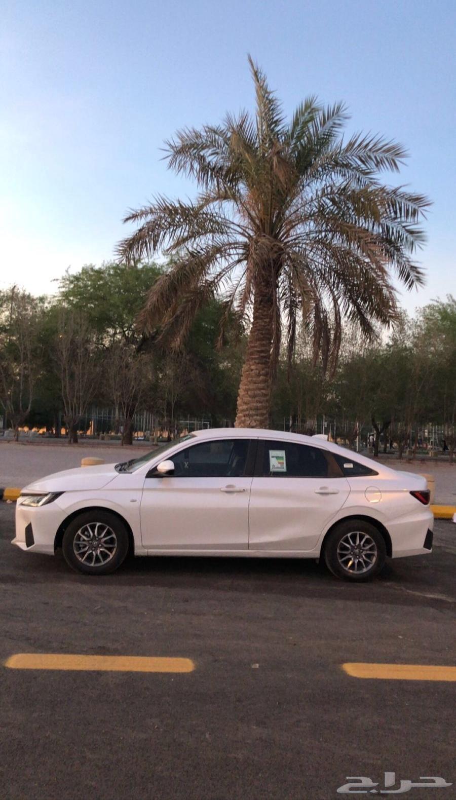 Yaris 2024 with very low mileage..64505710458370111