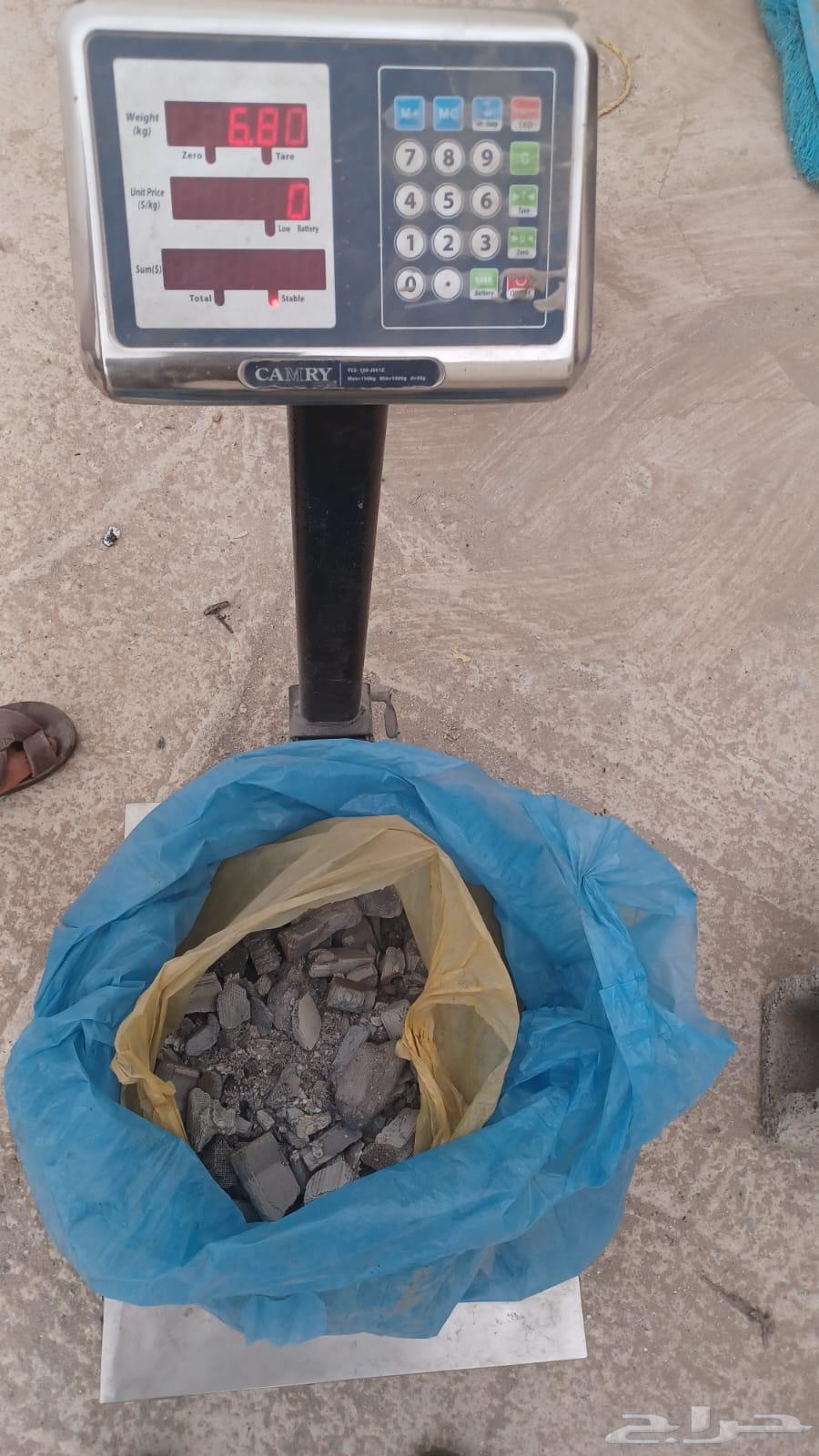 شراء دبات التلوث والرصاص المكسر بسعر الكيلو64504832479107114