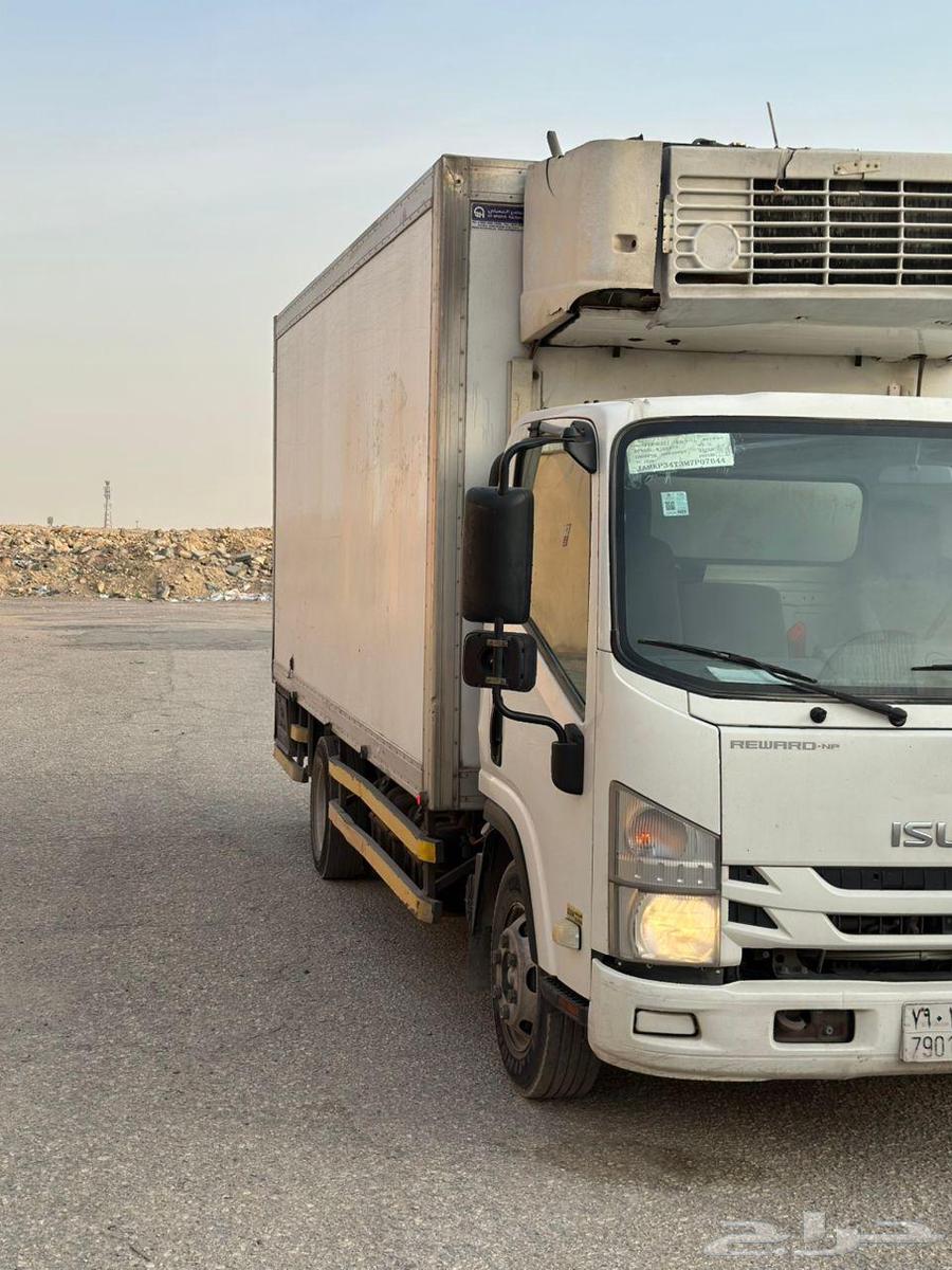 شاحنه ايسوزو 2021 للبيع64500145807107113