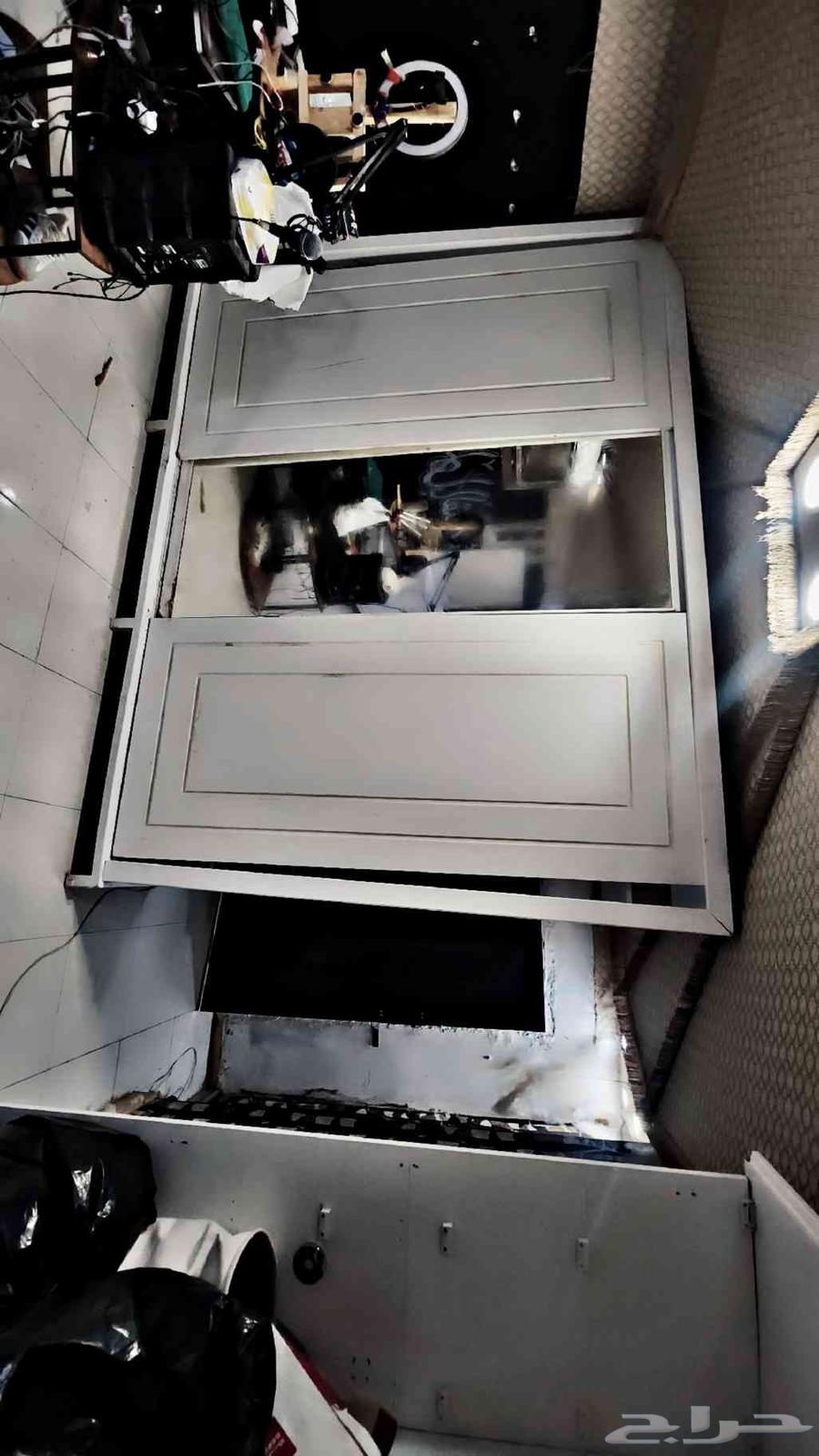 الاثاث نفس الموجود في صوره64369126343938110