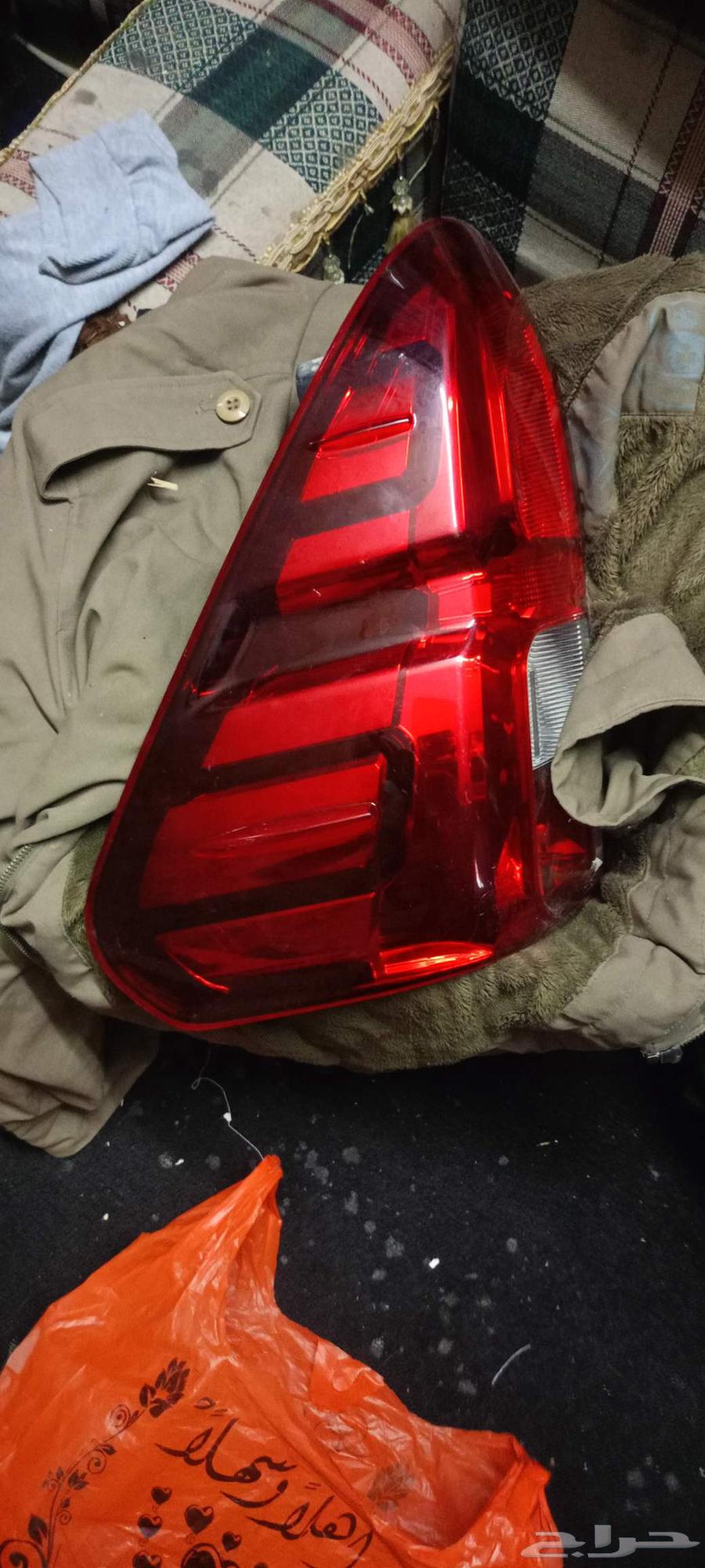 للبيع اصطبات هايلكس جهة يسار64375393068291111