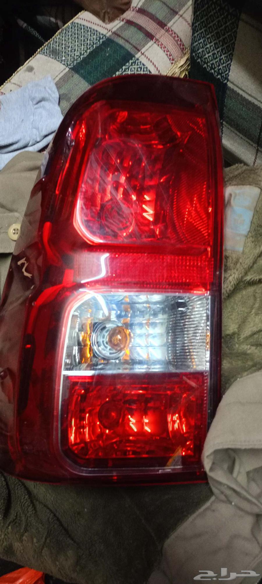 للبيع اصطبات هايلكس جهة يسار64375393068291110