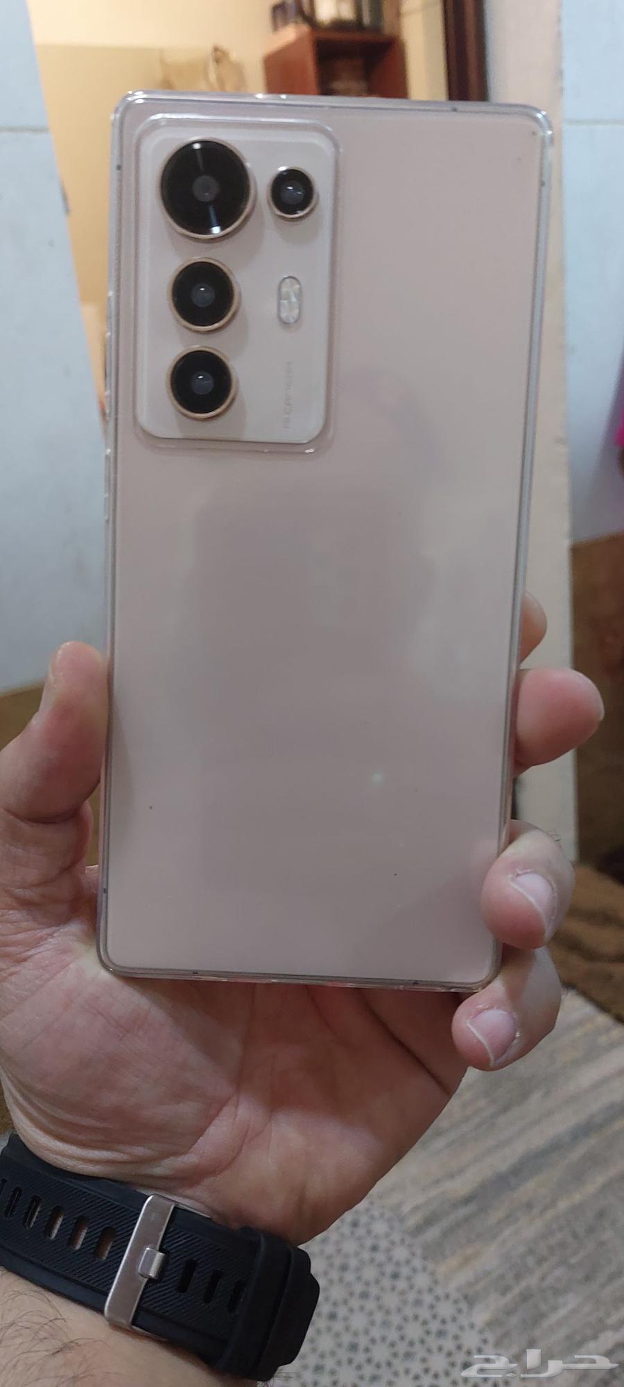 New phone, used for two days, model X70 Pro64370799208451111