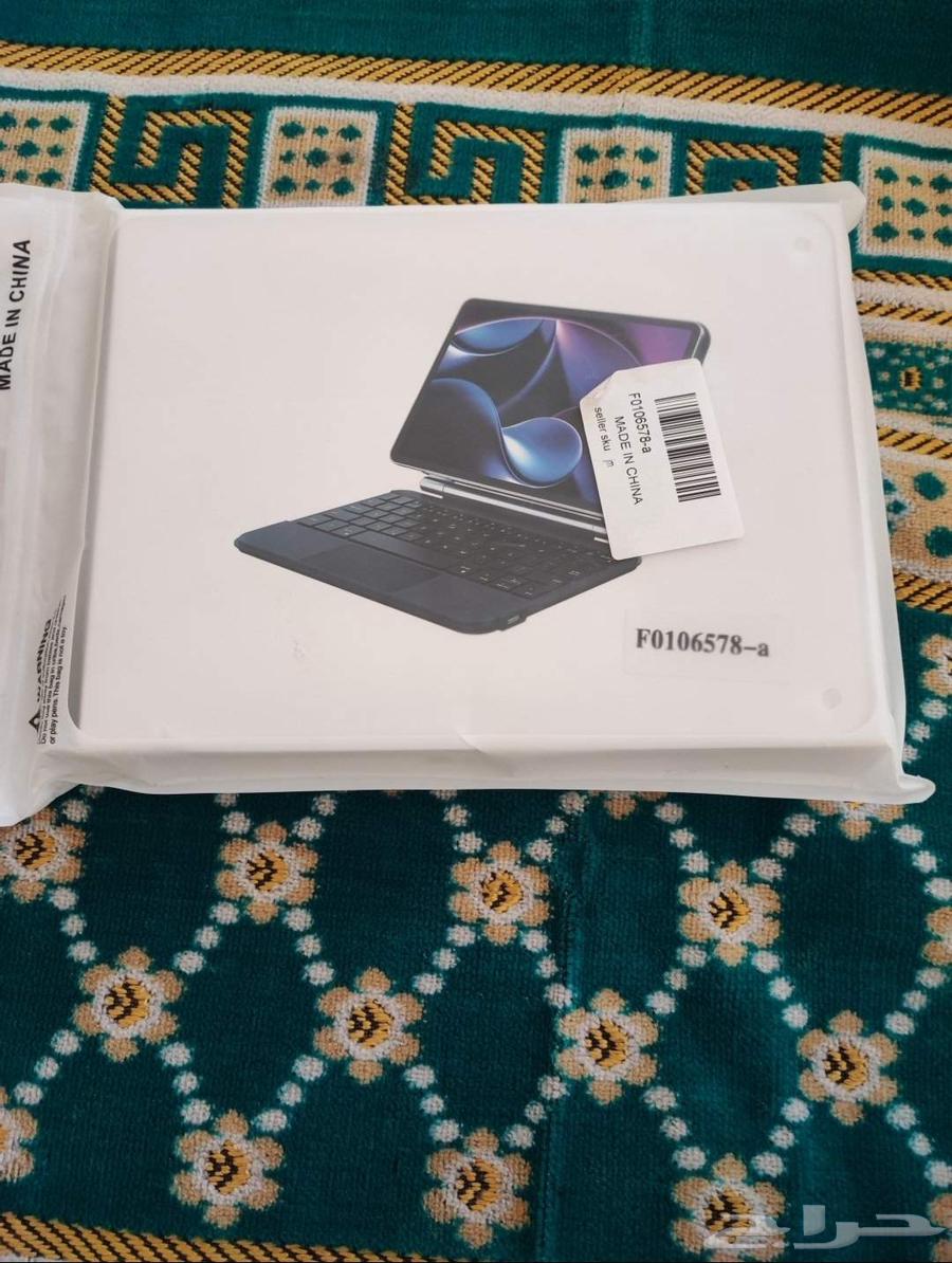 Mini 7 keyboard, semi-new, used for a week64373356768003110