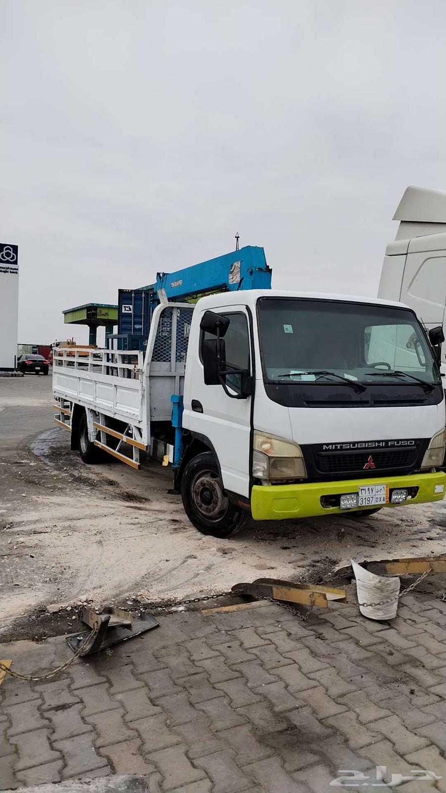للبيع دينا ميتسوبيشي مديل 2013 ونش 3 طن 4 أوصال الموقع الريا64518116594435111