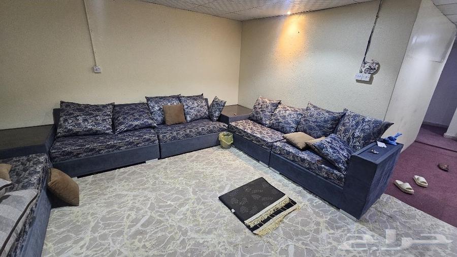 Very clean sofa with a cover, reason for sale: traveling, not entering except for Al-Samal64374993493763111