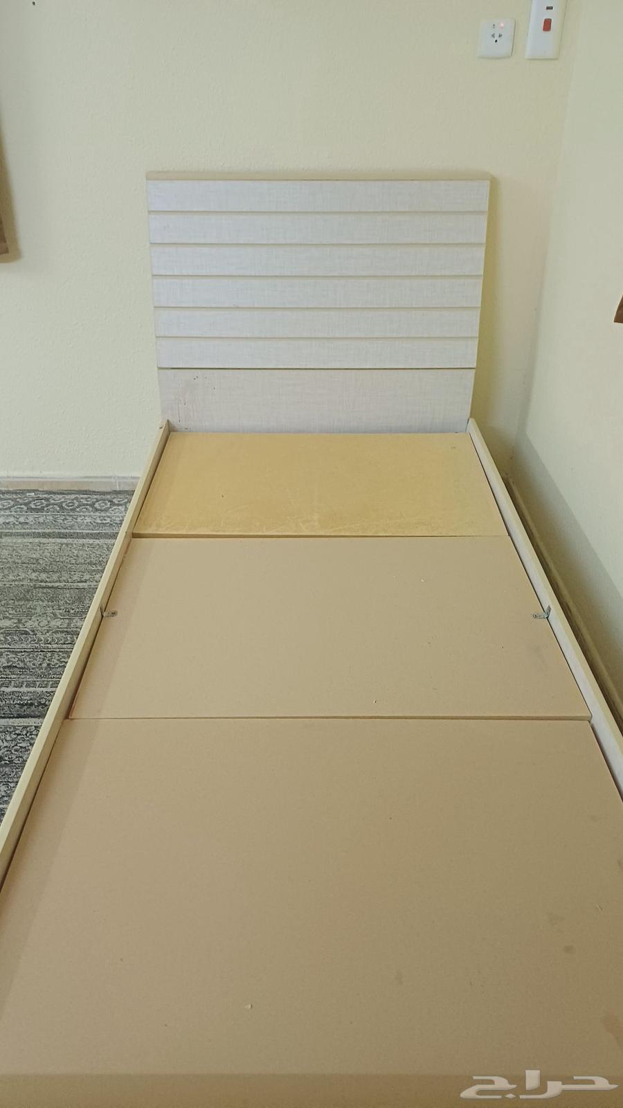 سرير نفر خزانة مرتبة نظيفة  كفر تخت مع حرام نوعية نظيفة 85064373388388866113