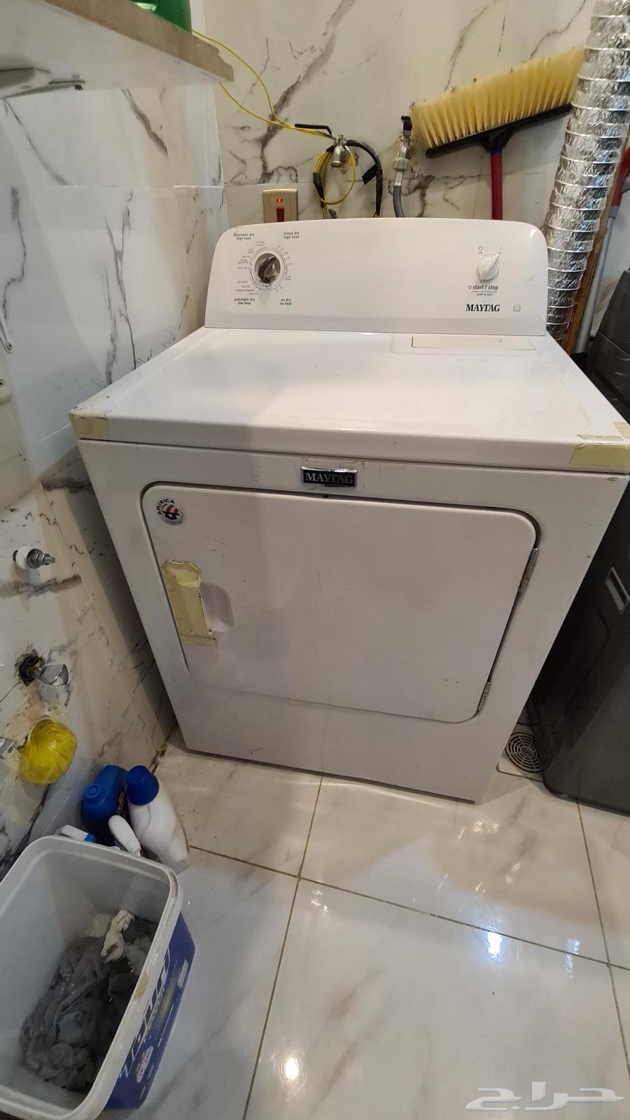 للبيع ثلاجة و نشافة ملابس في حالة جيدة64370511386627111