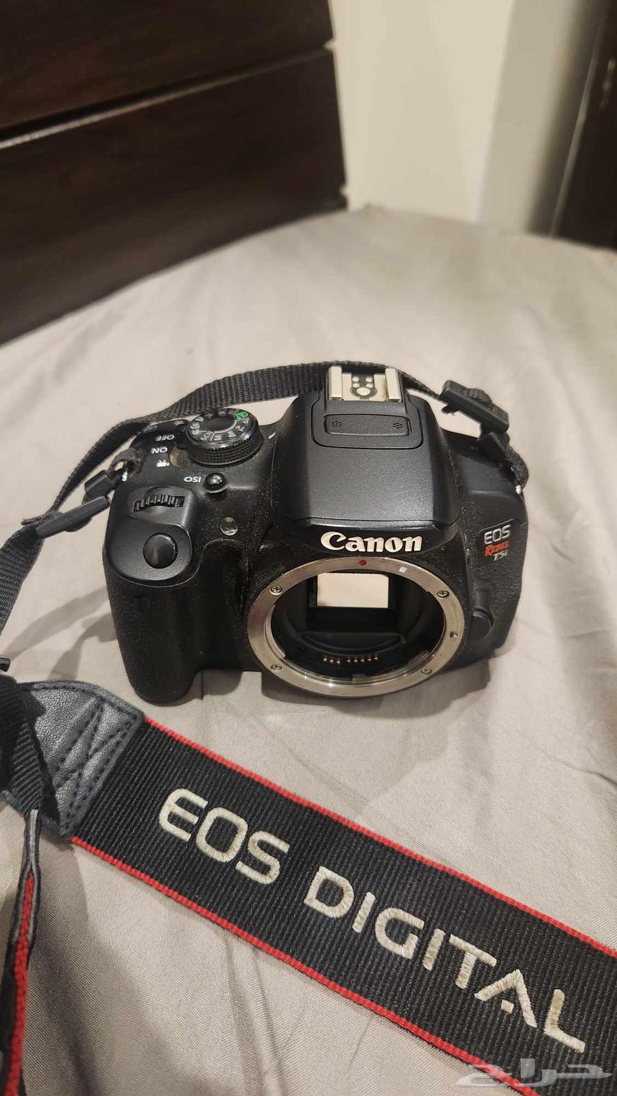 Canon EOS Digital Camera (EOS Rebel T5i)64376124894209111