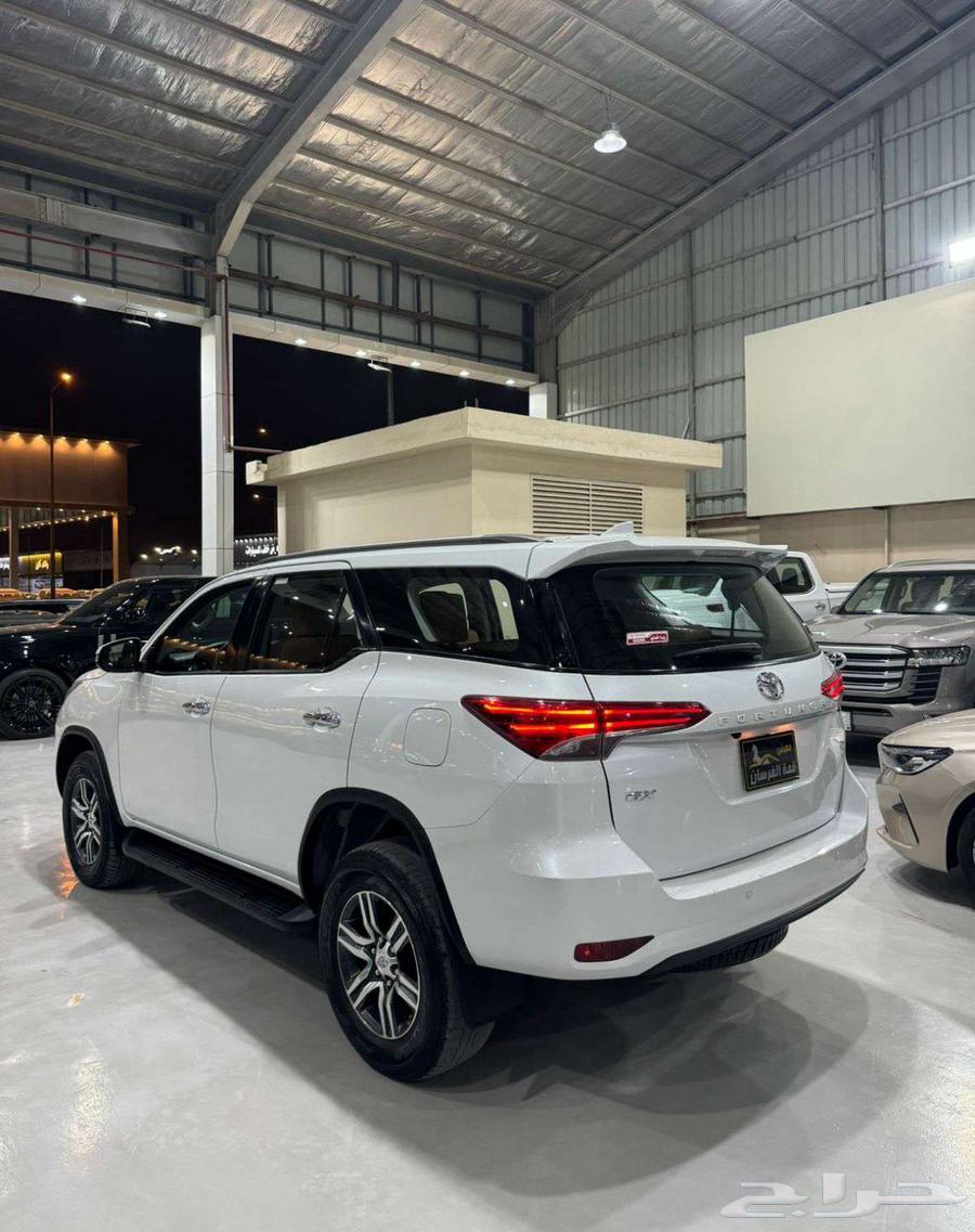 فورتشنر 2023 بنزين دبل64517377105027112