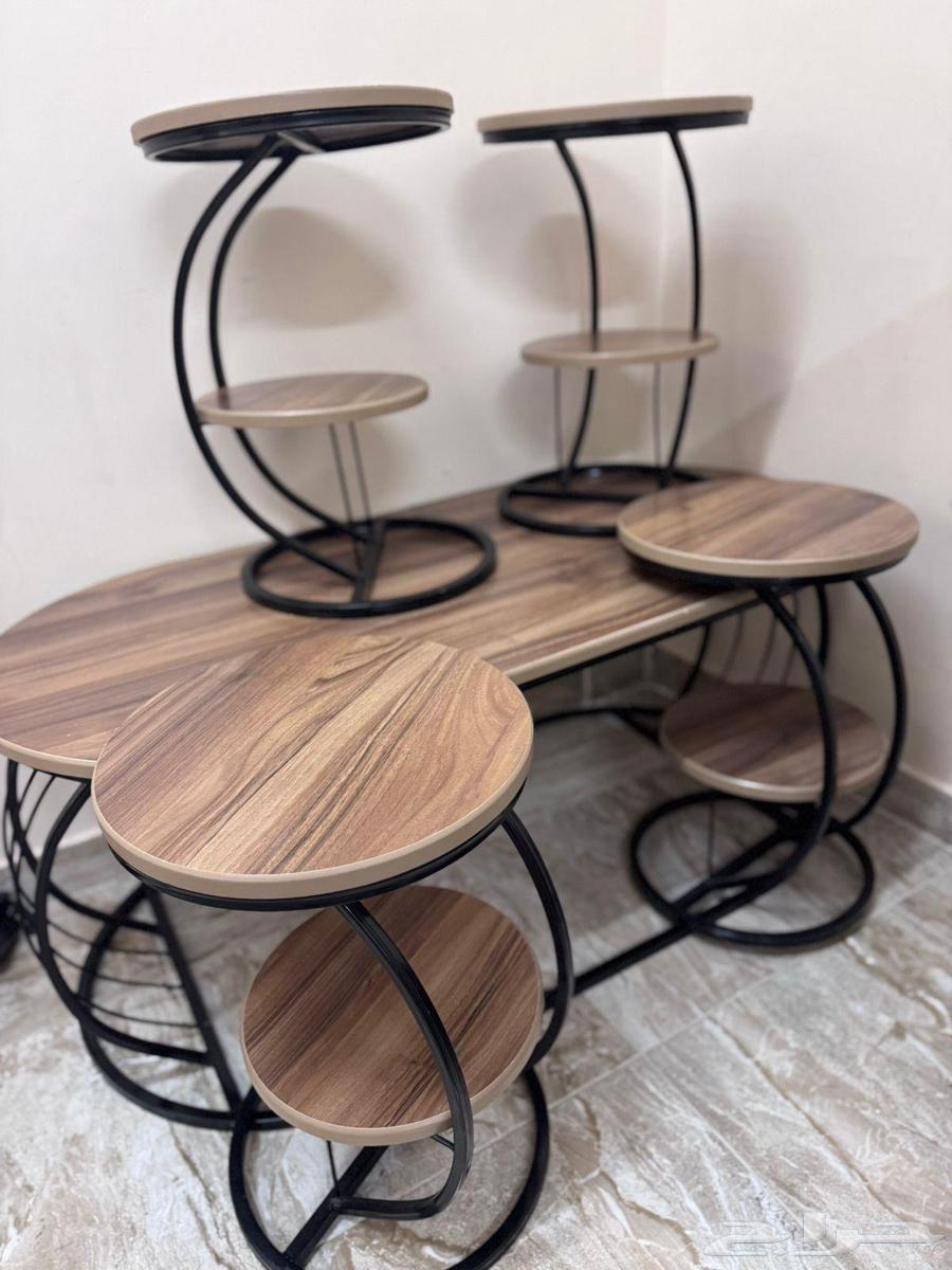 طقم طاولات خدمه شبه جديد استخدام نظيف64376765561858111