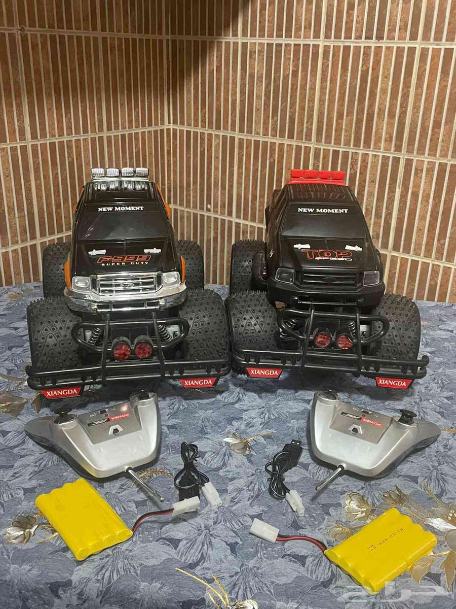 سيارة اطفال ريموت كونترول 120 ريال الحبه64373846508033110