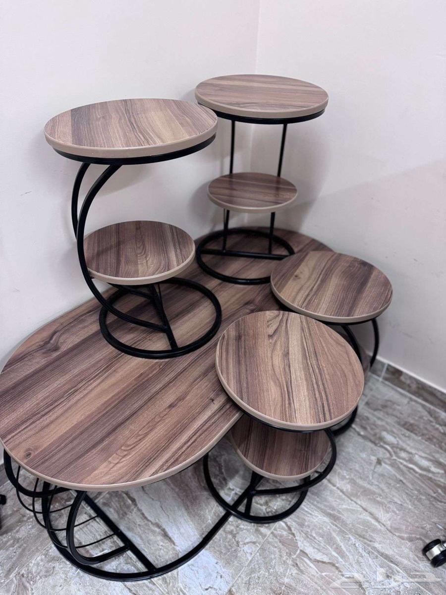 طقم طاولات خدمه شبه جديد استخدام نظيف64376765561858110