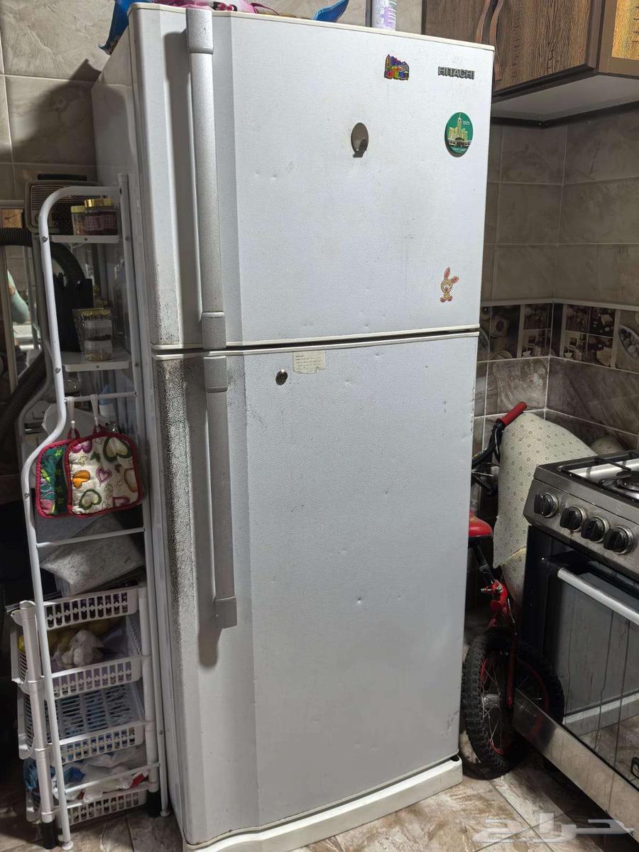 ثلاجة هيتاشي كبيرة ممتازة مطلوب 1000 ريال64369996650625111