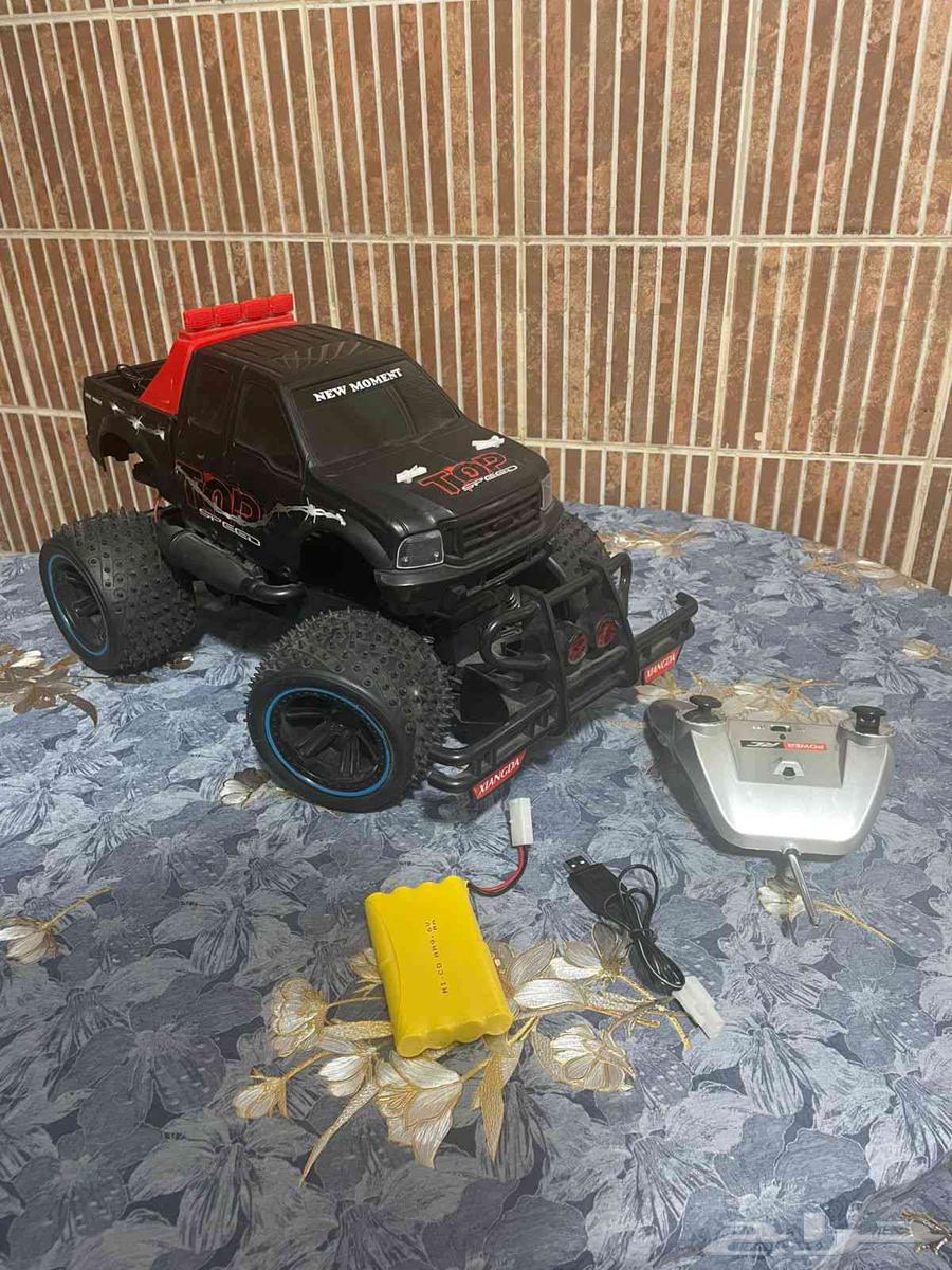 سيارة اطفال ريموت كونترول 120 ريال الحبه64373846508033113