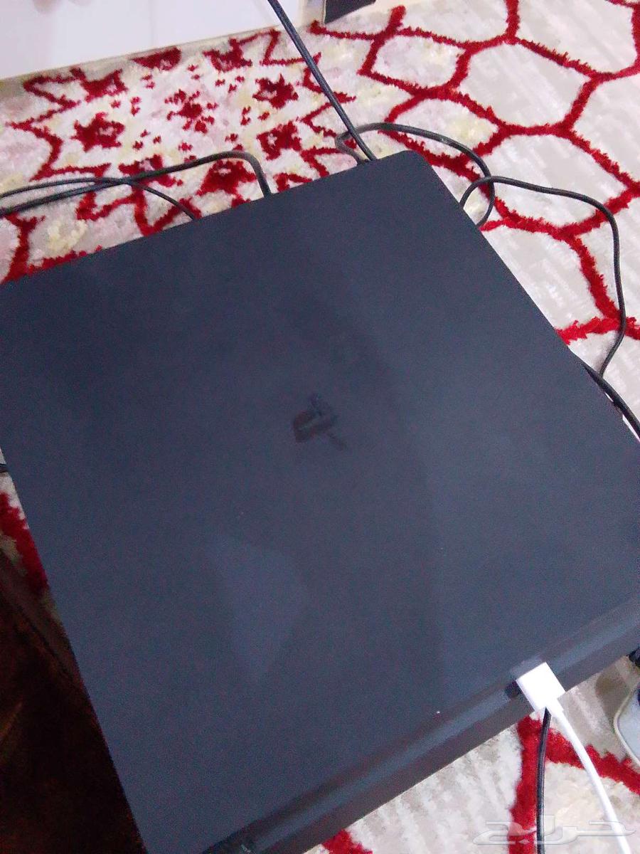 بلاي ستيشن 4 نظيف مع يد اصليه64366541895170111