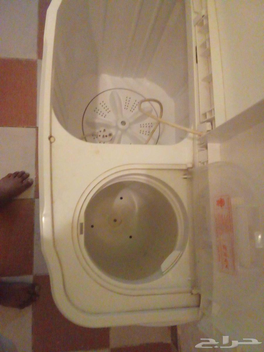 5 kg washing machine, barely used, available with curtain, cabinet, and table64365923783043112